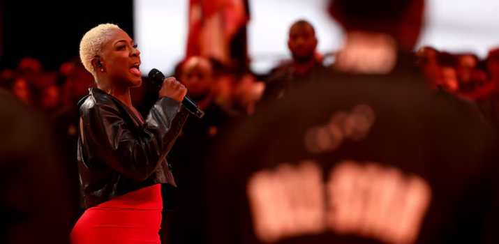 'I sang the facts,' says Jully Black about 1-word change to O Canada at NBA All-Star game | CBC News