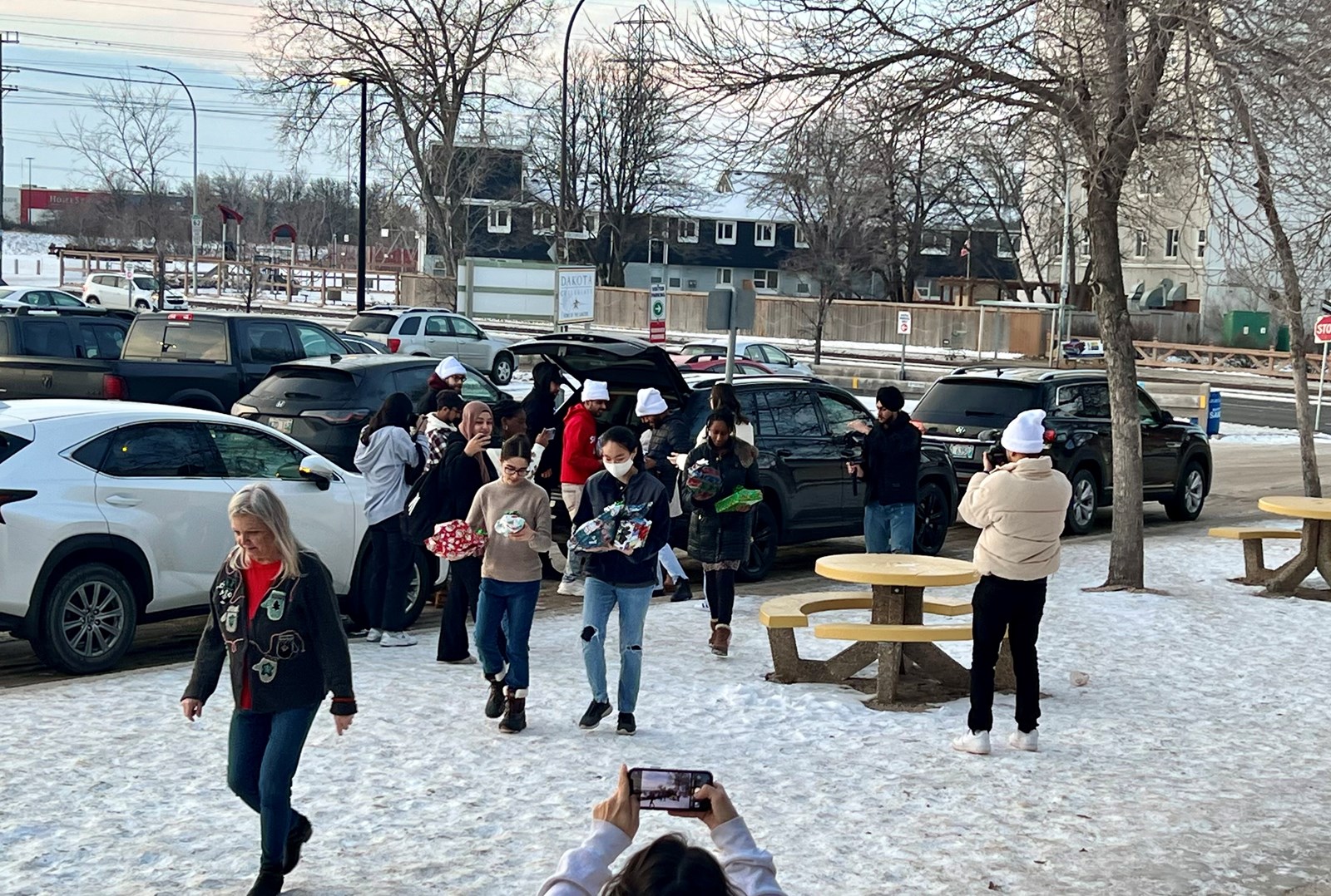 St. James Volkswagen/204 Rise and DCI HamperTime