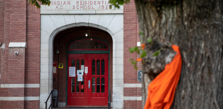 Des négationnistes des pensionnats pour Autochtones ont tenté de creuser à Kamloops