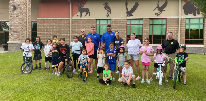 How Bills DT Eli Ankou + the Dreamcatcher Foundation provided a big surprise to these WNY kids | Buffalo Bills