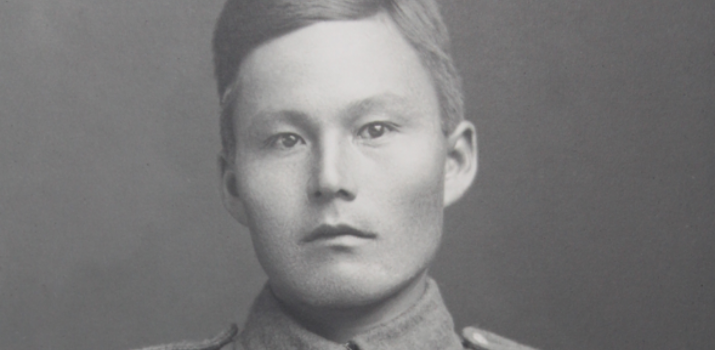 John Shiwak | L'Encyclopédie Canadienne