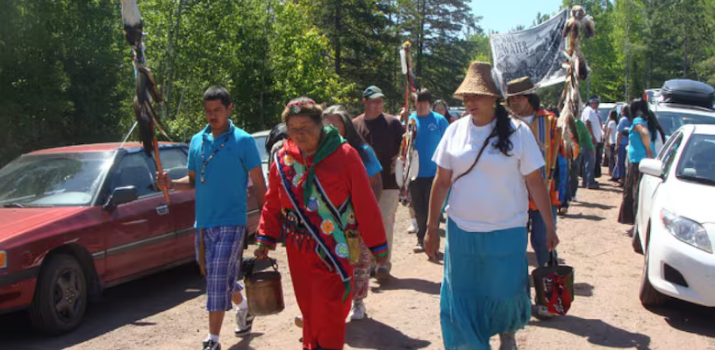 Josephine Mandamin, water activist who walked 17,000 km around the Great Lakes, dies at 77 | CBC News