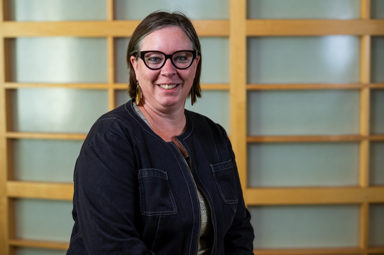 Directrice: Joy Perrot