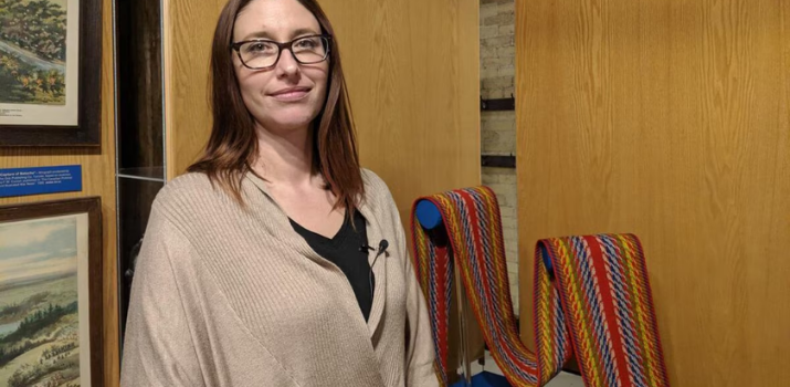 Les mille et un usages de la ceinture métisse | Radio-Canada