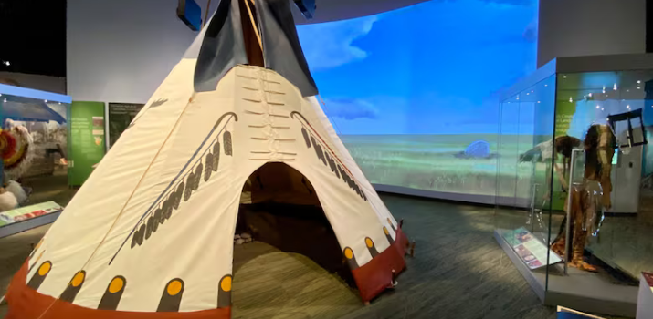 Manitoba Museum's new Prairies Gallery blends showcase of beauty, history and injustice | CBC News