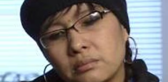 Woman says police shot her after she dropped knives | CBC News