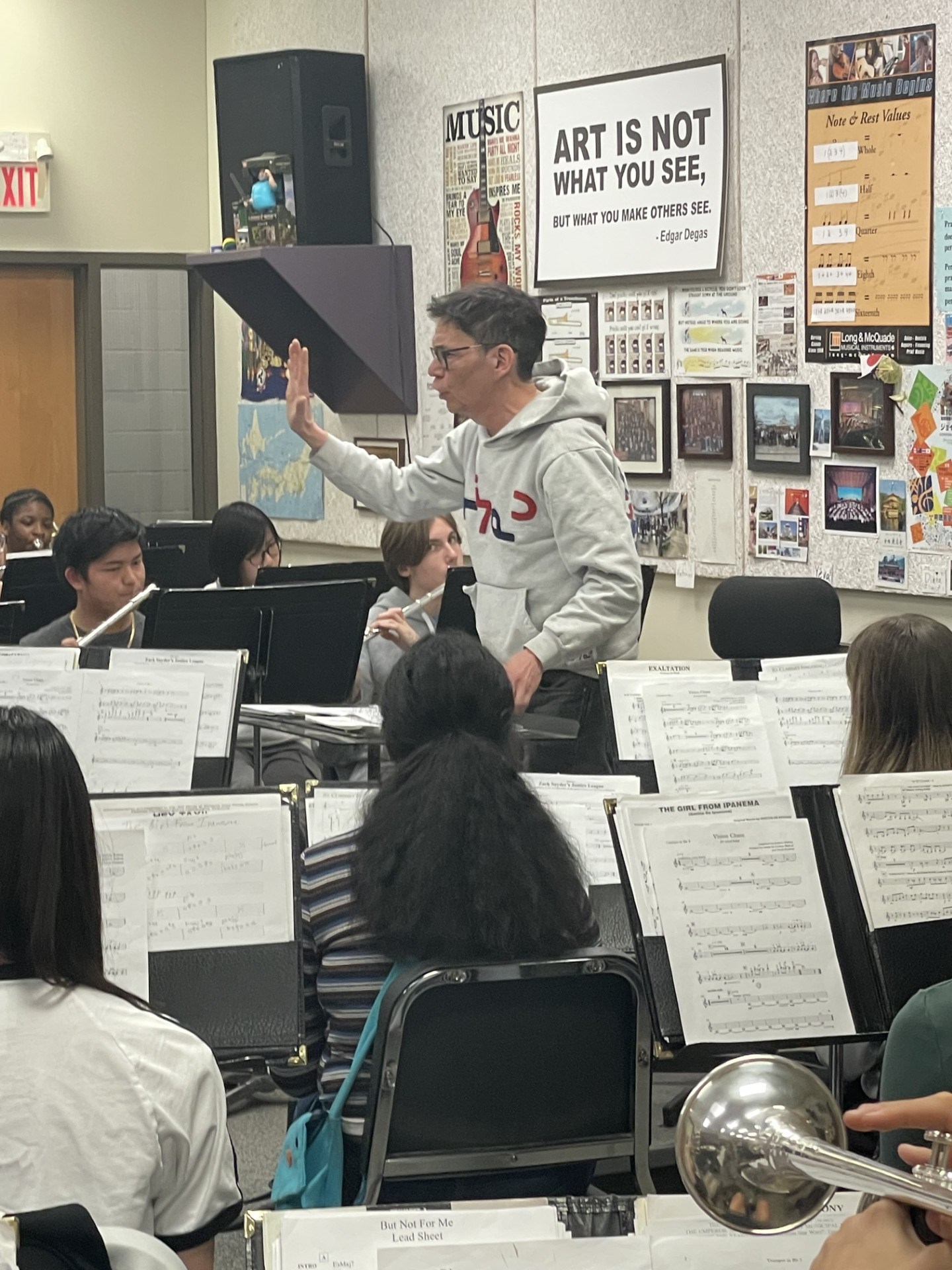 Andrew Balfour conducting the wind ensemble